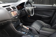 Honda Accord 2.4 Vtec Executibe Honda Plus 1 Owner + Sunroof + Heated Leather + Sat Nav - Thumb 9