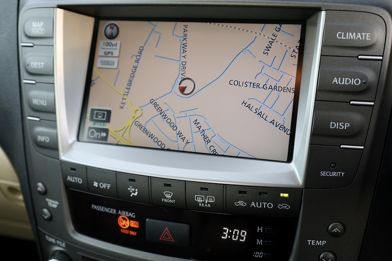 Lexus IS 250 SE-L 1 Former Keeper + 18 Lexus Main Dealer Services Image 34