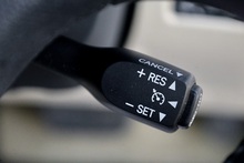 Lexus IS 250 SE-L 1 Former Keeper + 18 Lexus Main Dealer Services - Thumb 39