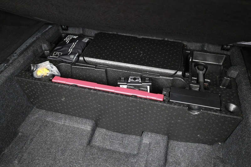 Mercedes-Benz GLE 350d AMG Line Coupe 2 Former Keepers + Full Mercedes Main Dealer History Image 17