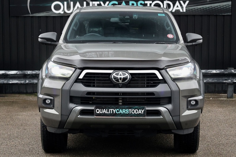 Toyota Hilux Invincible X Owned by Ourselves from New + Toyota Warranty + Exceptional Image 3