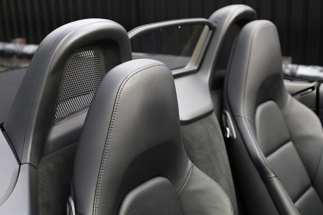 Porsche Boxster S 3 Former Keepers + Full Specialist History + £13k in cost options - Large 23