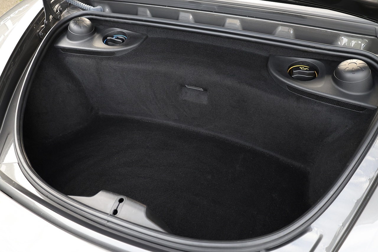 Porsche Boxster S 3 Former Keepers + Full Specialist History + £13k in cost options - Large 28