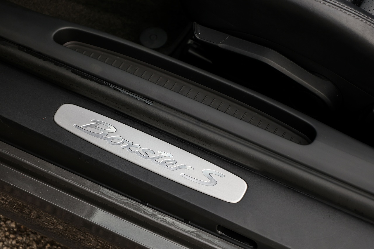 Porsche Boxster S 3 Former Keepers + Full Specialist History + £13k in cost options - Large 34