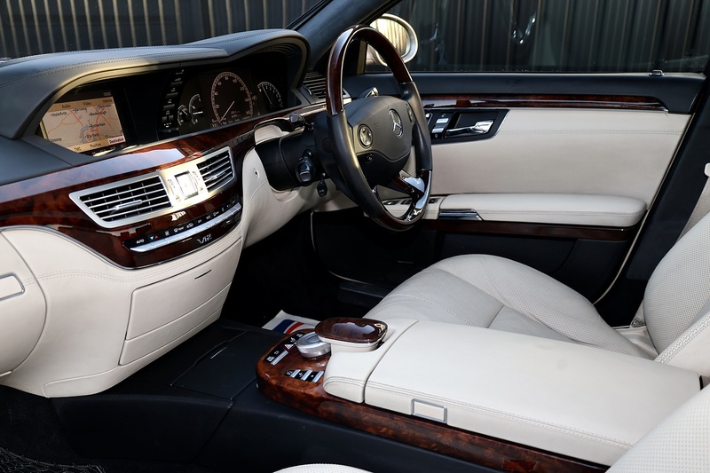 Mercedes-Benz S600 L V12 1 Former Keeper + V12 BiTurbo + Night View + Distronic Plus Image 11