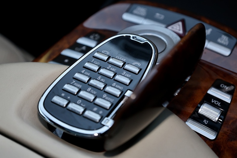 Mercedes-Benz S600 L V12 1 Former Keeper + V12 BiTurbo + Night View + Distronic Plus Image 42