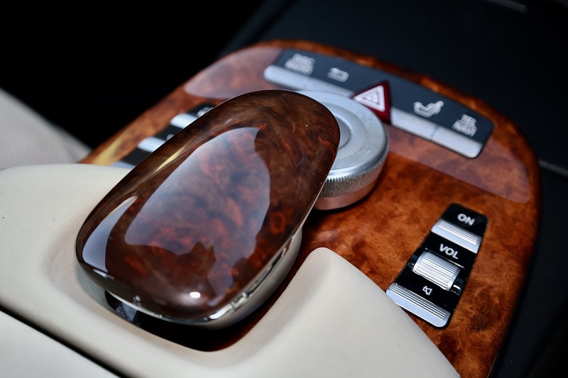 Mercedes-Benz S600 L V12 1 Former Keeper + V12 BiTurbo + Night View + Distronic Plus Image 43