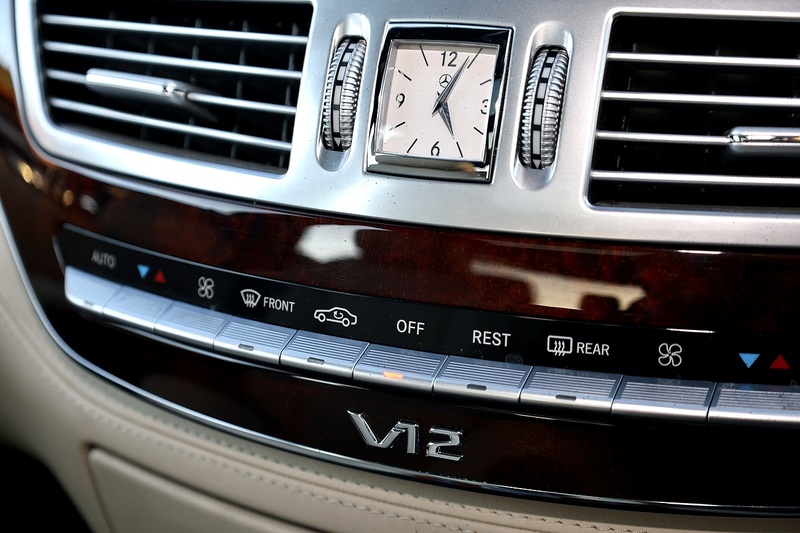 Mercedes-Benz S600 L V12 1 Former Keeper + V12 BiTurbo + Night View + Distronic Plus Image 44