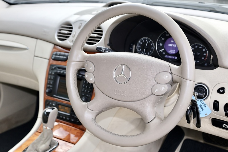 Mercedes-Benz CLK 500 Elegance Factory AMG Styling + Wheels + 2 Former Keepers Image 23