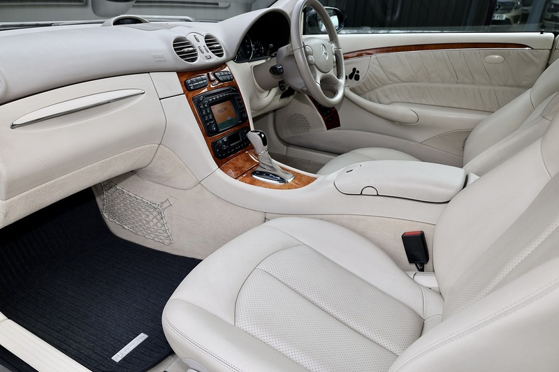 Mercedes-Benz CLK 500 Elegance Factory AMG Styling + Wheels + 2 Former Keepers Image 2