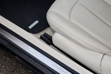 Mercedes-Benz CLK 500 Elegance Factory AMG Styling + Wheels + 2 Former Keepers - Thumb 37