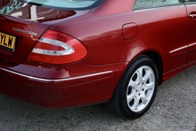 Mercedes-Benz CLK 200 Elegance Amber Red + Exceptional Condition - Thumb 20