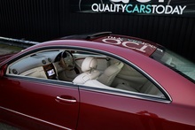 Mercedes-Benz CLK 200 Elegance Amber Red + Exceptional Condition - Thumb 25