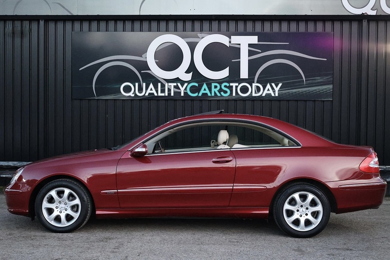 Mercedes-Benz CLK 200 Elegance Amber Red + Exceptional Condition Image 1
