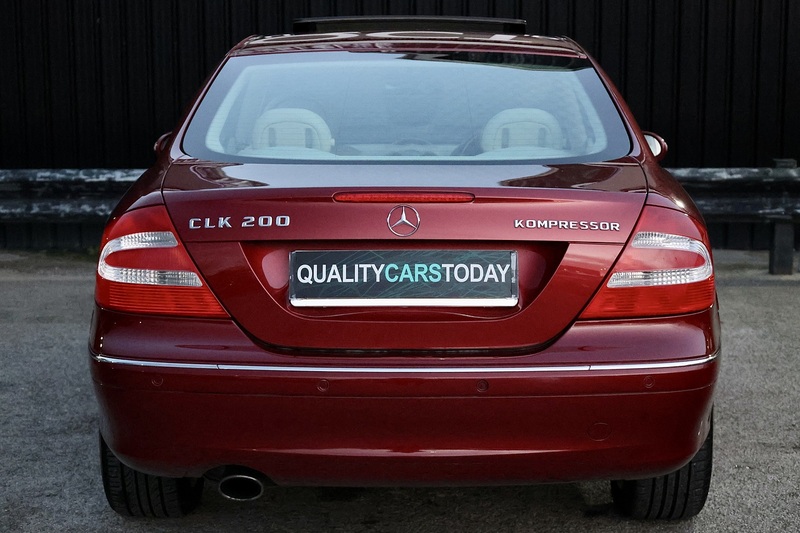Mercedes-Benz CLK 200 Elegance Amber Red + Exceptional Condition Image 4