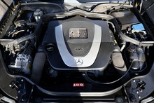 Mercedes-Benz E350 Elegance 1 Former Keeper + 46k Miles + COMAND + Heated / Memory Seats - Thumb 16