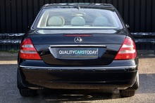 Mercedes-Benz E350 Elegance 1 Former Keeper + 46k Miles + COMAND + Heated / Memory Seats - Thumb 4
