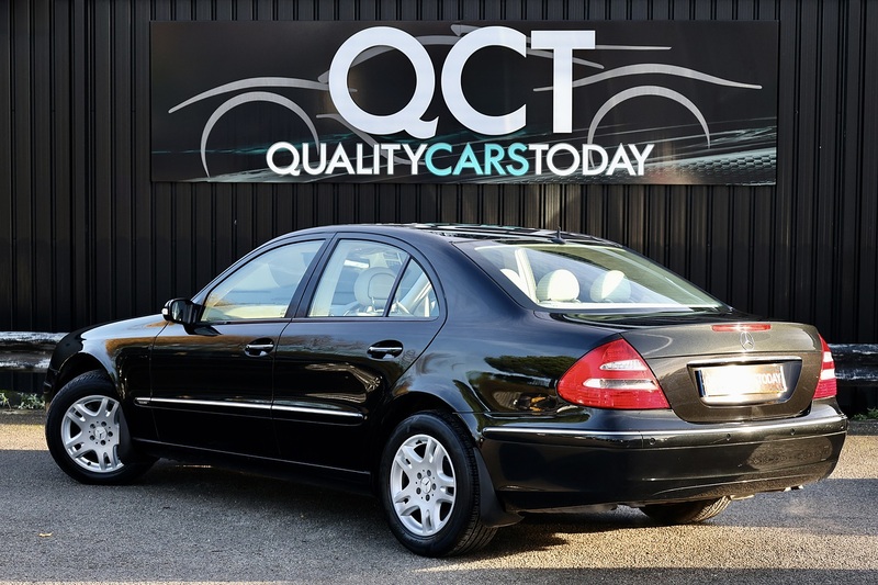 Mercedes-Benz E350 Elegance 1 Former Keeper + 46k Miles + COMAND + Heated / Memory Seats Image 6