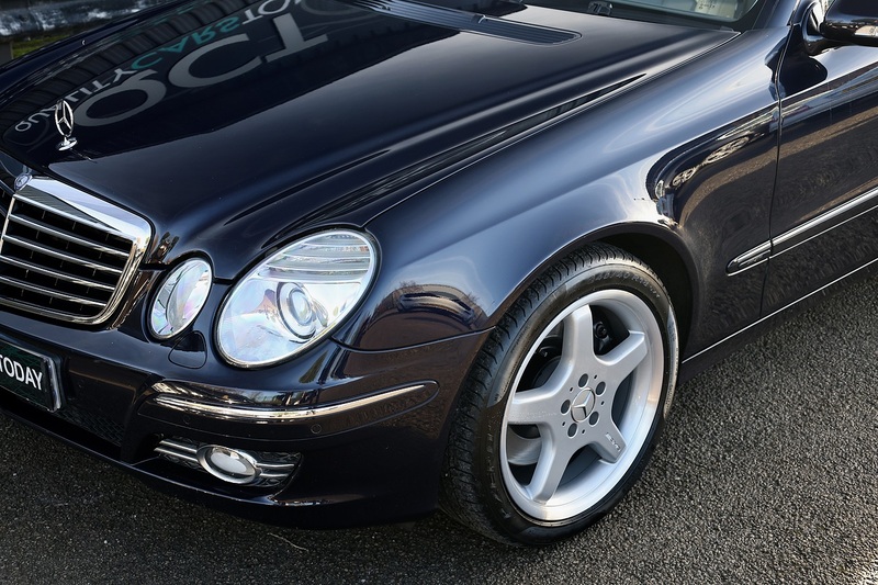 Mercedes-Benz E500 Avantgarde Full Mercedes Main Dealer History + Very Rare Image 19