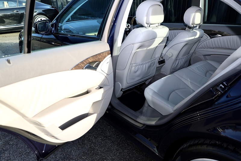 Mercedes-Benz E500 Avantgarde Full Mercedes Main Dealer History + Very Rare Image 28