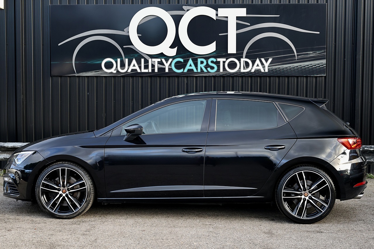 SEAT Leon Cupra 290 1 Former Keeper + Sat Nav + Virtual Cockpit - Large 1