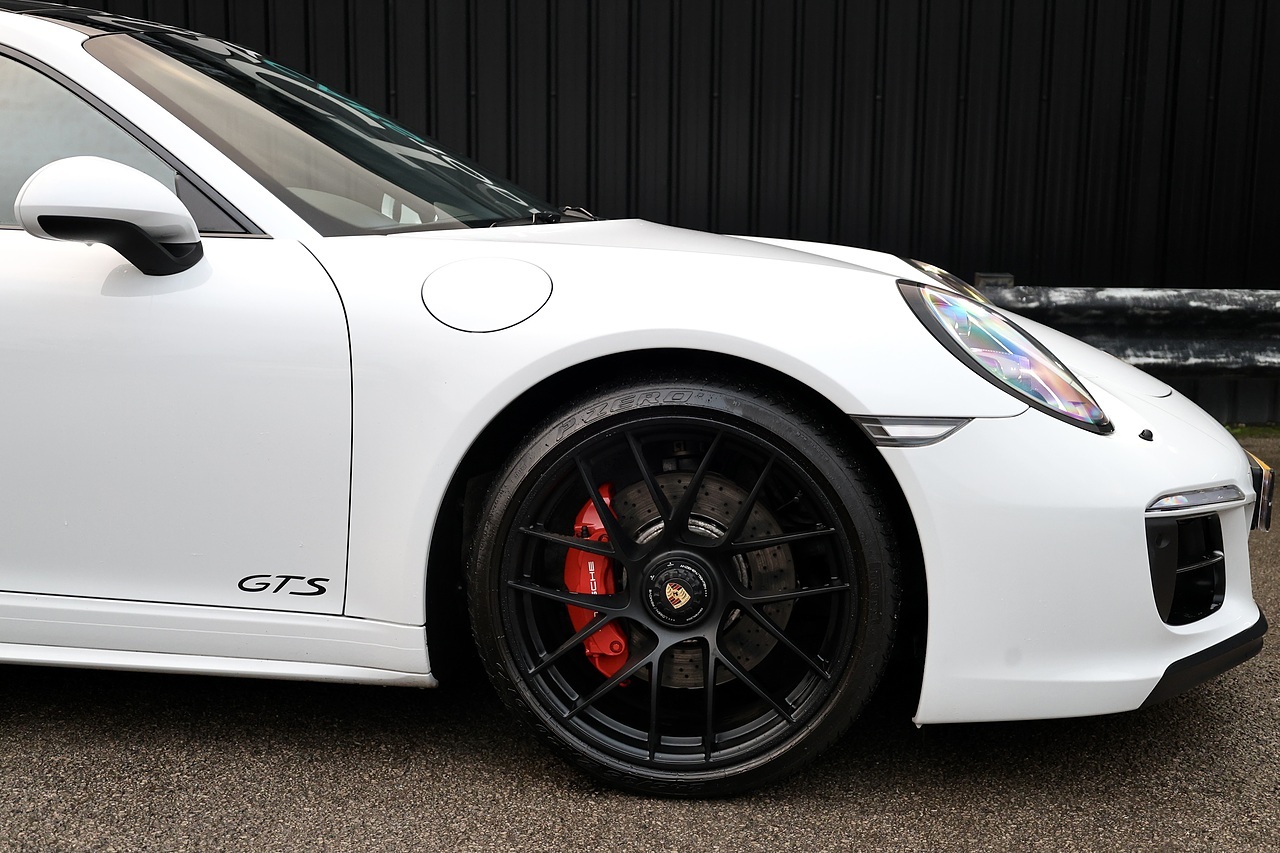 Porsche 911 Carrera 4 GTS 1 Former Keeper + FPSH + Porsche Warranty  £20k Cost Options* - Large 17