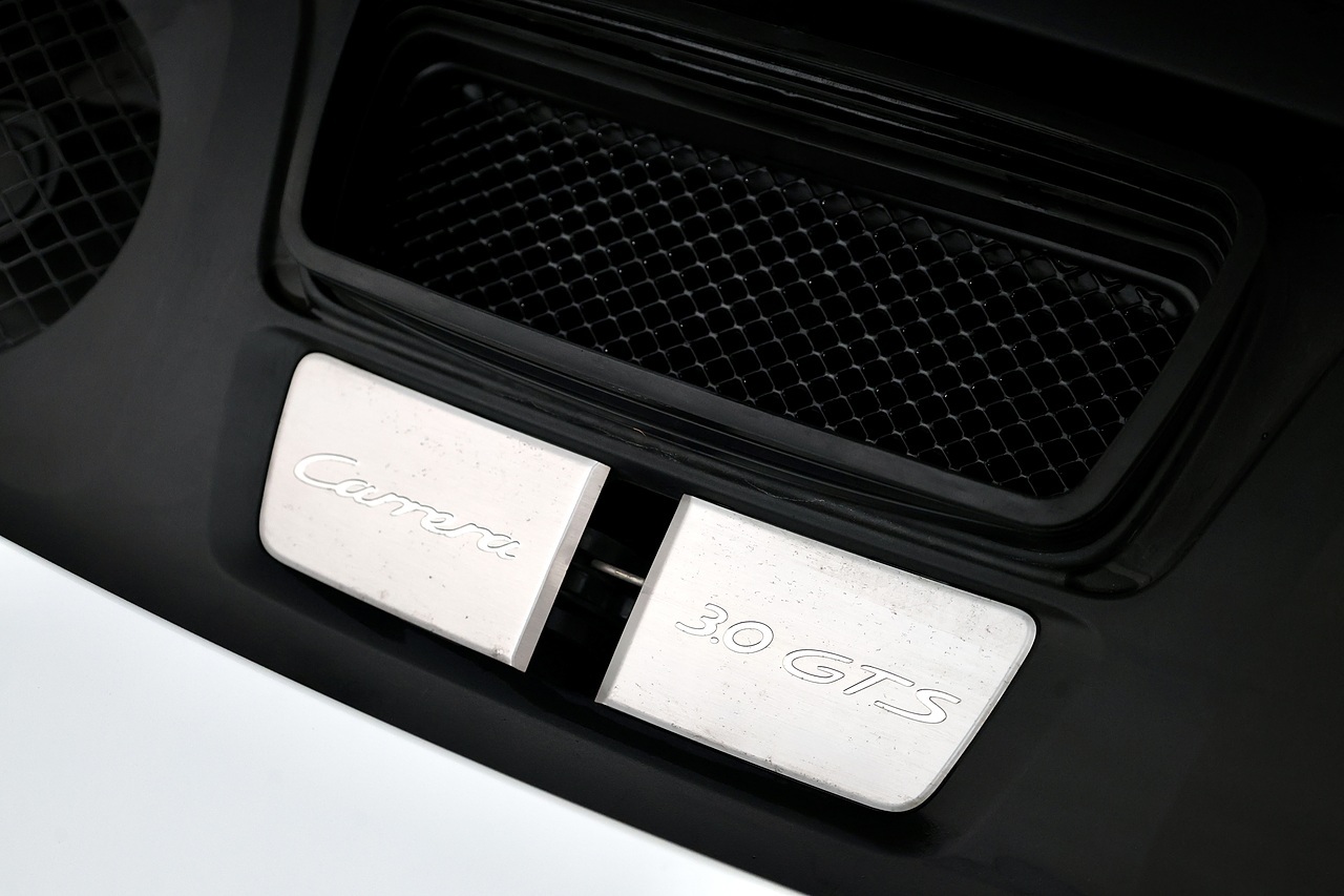 Porsche 911 Carrera 4 GTS 1 Former Keeper + FPSH + Porsche Warranty  £20k Cost Options* - Large 29