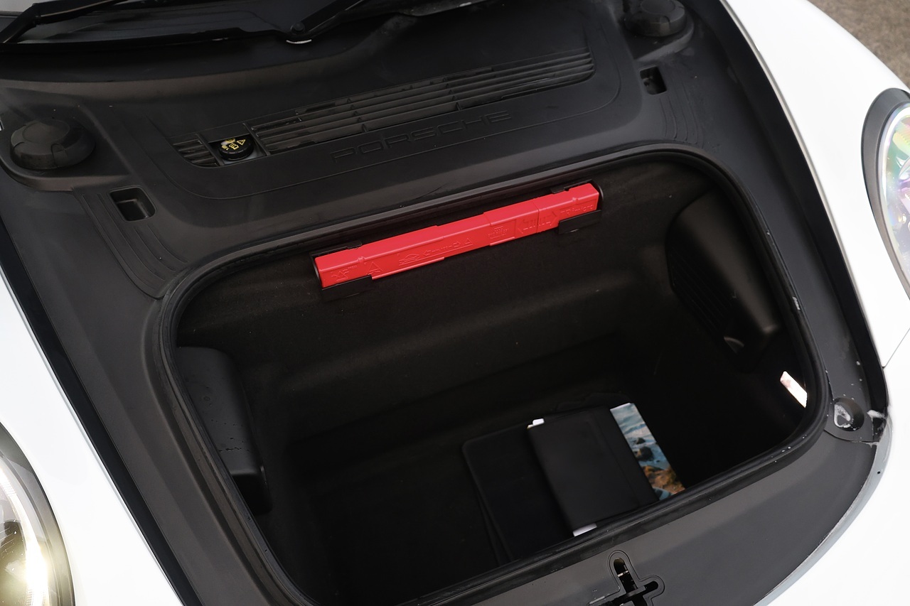 Porsche 911 Carrera 4 GTS 1 Former Keeper + FPSH + Porsche Warranty  £20k Cost Options* - Large 30