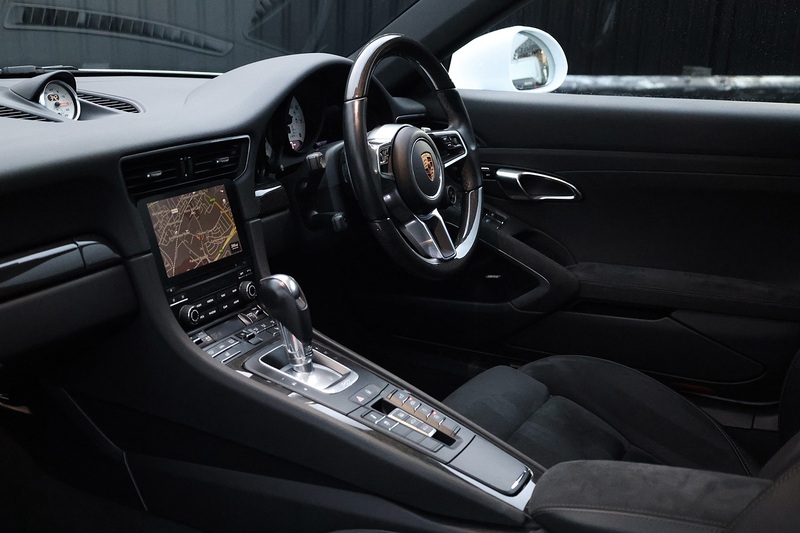 Porsche 911 Carrera 4 GTS 1 Former Keeper + FPSH + Porsche Warranty  £20k Cost Options* Image 8