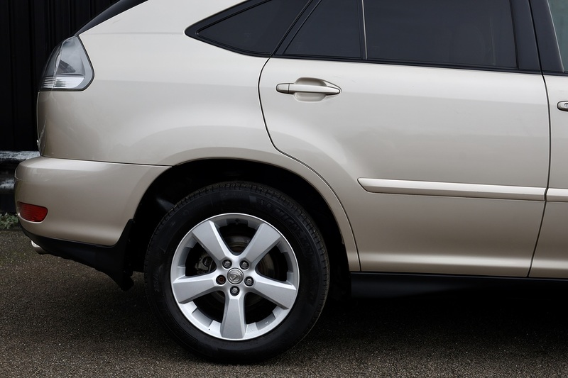 Lexus RX 300 SE-L Full Service History + Sunroof + Sat Nav Image 18