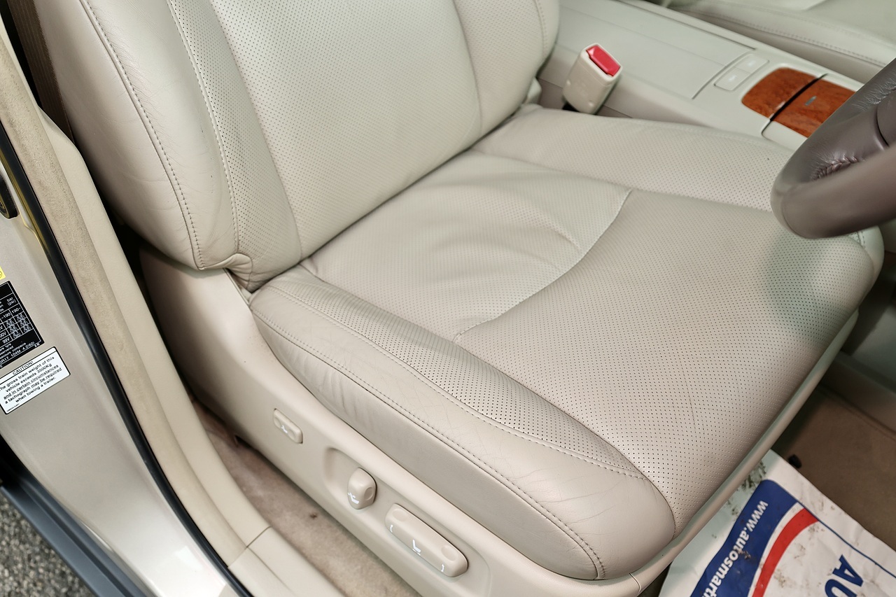 Lexus RX 300 SE-L Full Service History + Sunroof + Sat Nav - Large 25