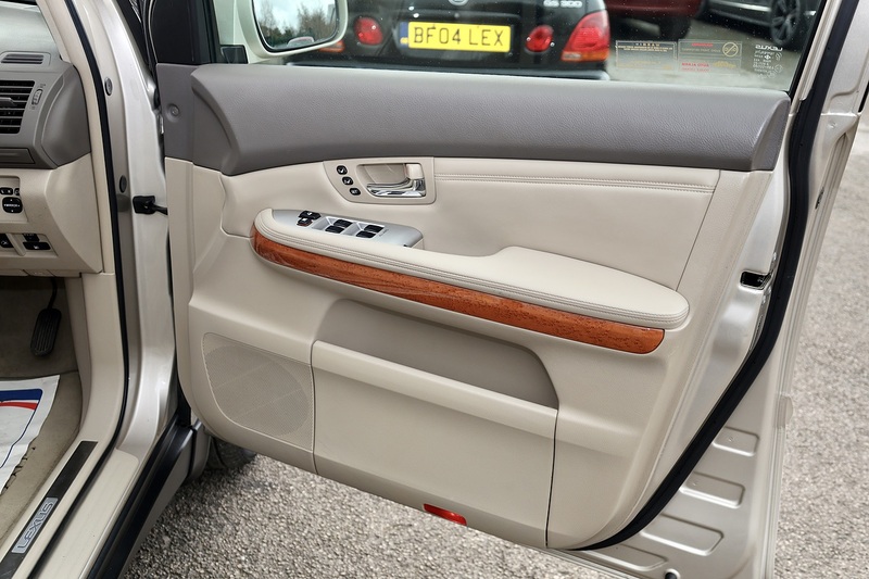 Lexus RX 300 SE-L Full Service History + Sunroof + Sat Nav Image 13