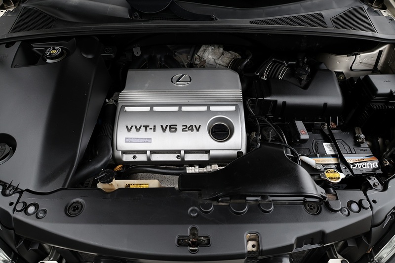 Lexus RX 300 SE-L Full Service History + Sunroof + Sat Nav Image 26