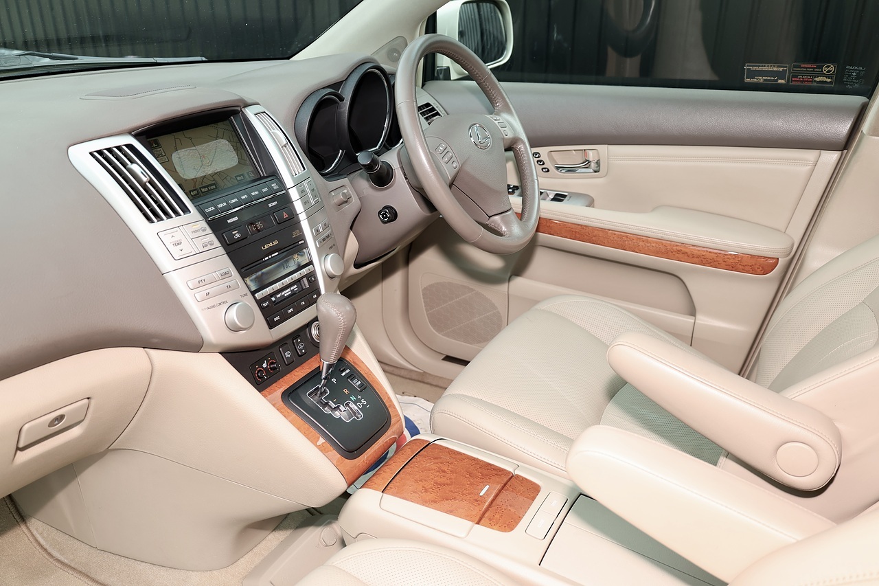 Lexus RX 300 SE-L Full Service History + Sunroof + Sat Nav - Large 8