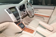 Lexus RX 300 SE-L Full Service History + Sunroof + Sat Nav - Thumb 8