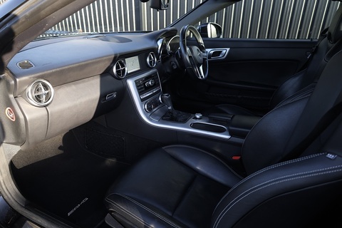 Pano Roof + Air Scarf + Heated Seats + Sat Nav