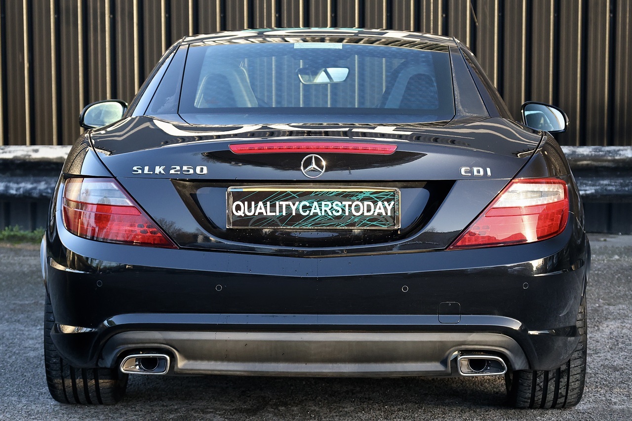 Mercedes-Benz SLK 250 CDI AMG Sport Pano Roof + Air Scarf + Heated Seats + Sat Nav - Large 4