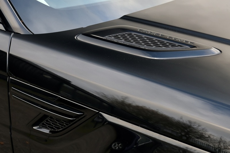 Land Rover Range Rover Sport HSE Full Service History + Black Pack + Panoramic Roof Image 8