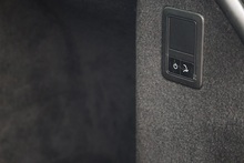 Land Rover Range Rover Sport HSE Full Service History + Black Pack + Panoramic Roof - Thumb 21