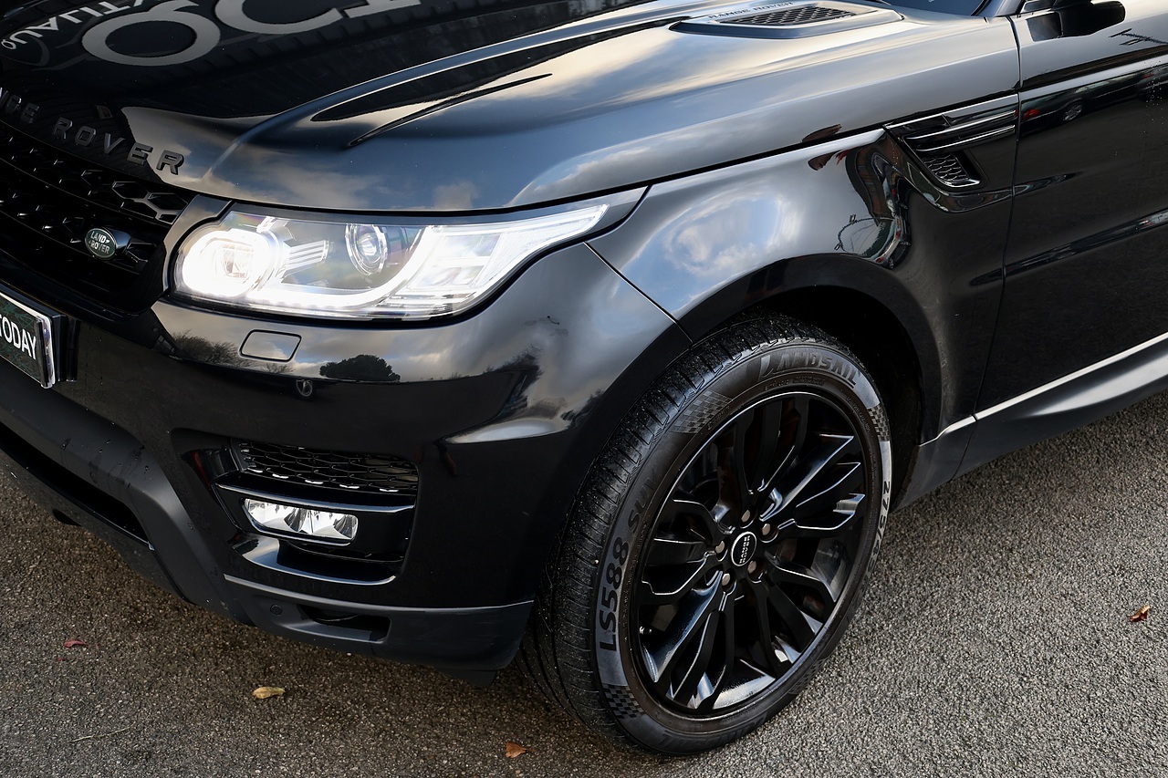 Land Rover Range Rover Sport HSE Full Service History + Black Pack + Panoramic Roof - Large 25