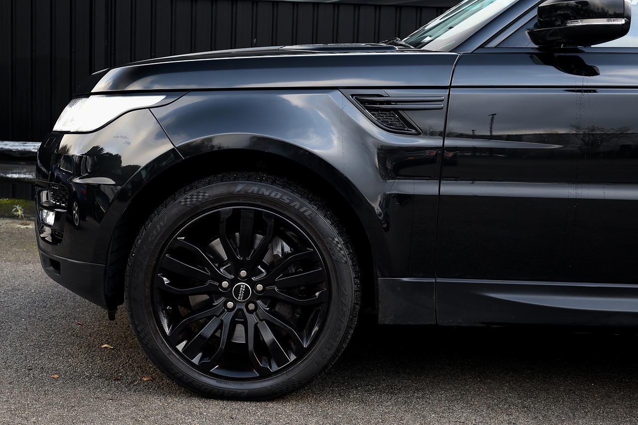 Land Rover Range Rover Sport HSE Full Service History + Black Pack + Panoramic Roof - Large 26