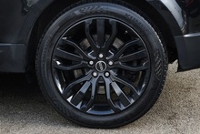 Land Rover Range Rover Sport HSE Full Service History + Black Pack + Panoramic Roof - Thumb 30