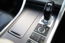 Land Rover Range Rover Sport HSE Full Service History + Black Pack + Panoramic Roof - Thumb 38