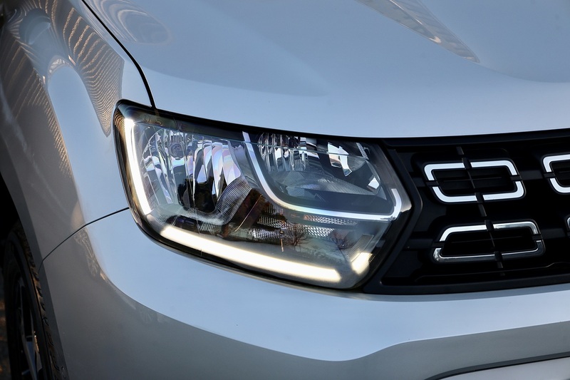 Dacia Duster SE Twenty LPG BiFuel + Apple Car Play + Sat Nav Image 3