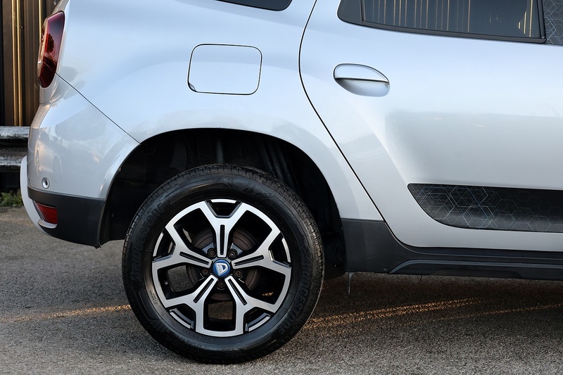 Dacia Duster SE Twenty LPG BiFuel + Apple Car Play + Sat Nav Image 15