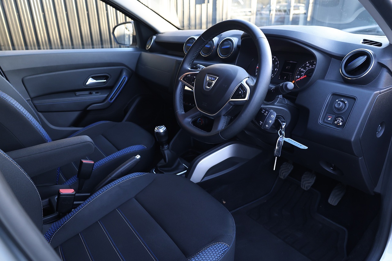 Dacia Duster SE Twenty LPG BiFuel + Apple Car Play + Sat Nav - Large 9