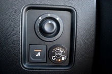 Dacia Duster SE Twenty LPG BiFuel + Apple Car Play + Sat Nav - Thumb 36