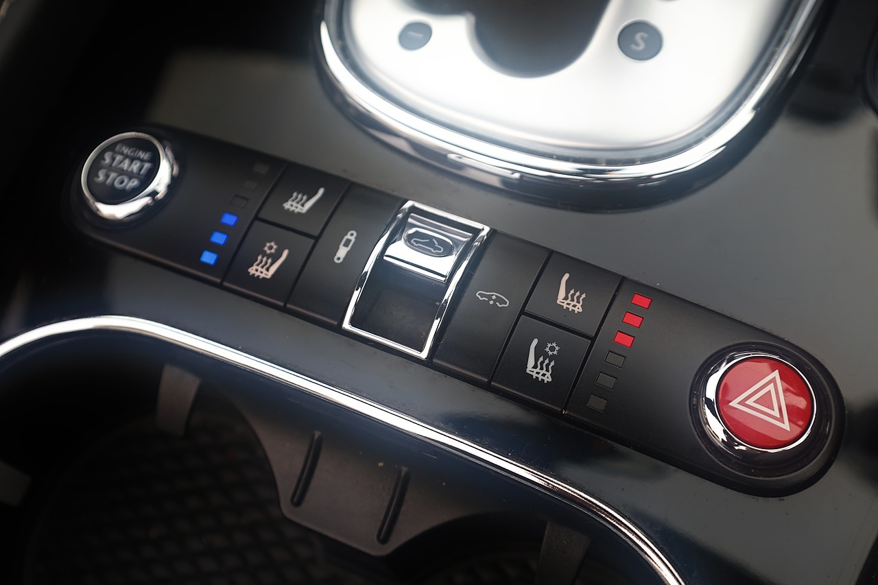 Bentley Continental GTC 4.0 V8 Mulliner Driving Spec + Mulliner Carbon Exterior + Huge Spec - Large 26