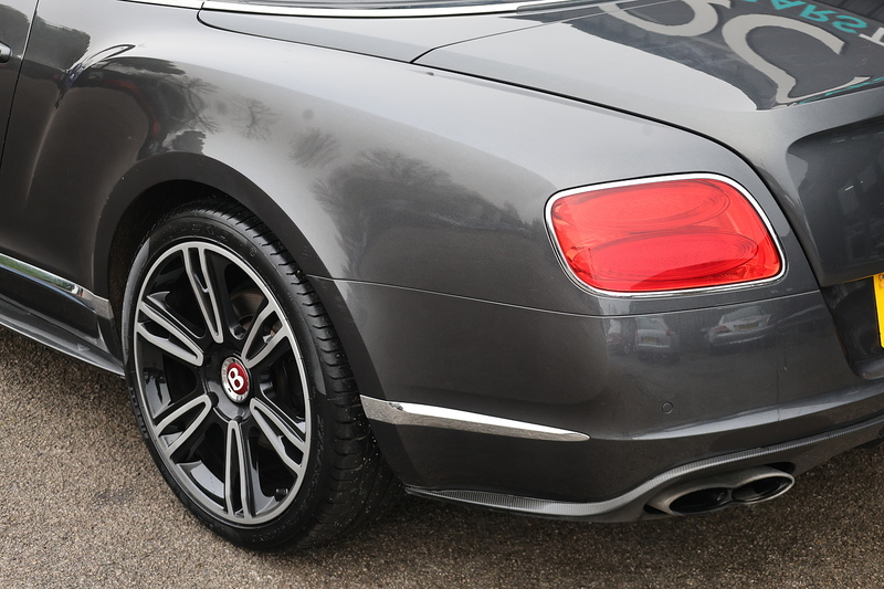 Bentley Continental GTC 4.0 V8 Mulliner Driving Spec + Mulliner Carbon Exterior + Huge Spec Image 33