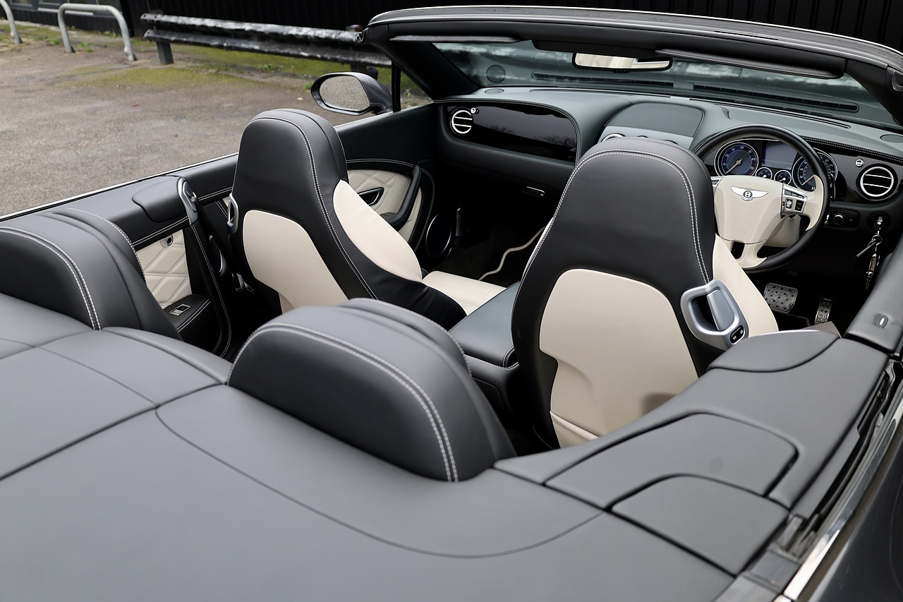 Bentley Continental GTC 4.0 V8 Mulliner Driving Spec + Mulliner Carbon Exterior + Huge Spec - Large 22